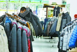 郑州迎来 取暖经济 羽绒服销量增一倍